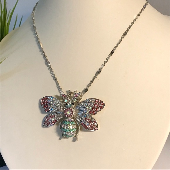Beautiful Crystal Rhinestone Silver Tone Butterfly Necklace - Picture 6 of 7